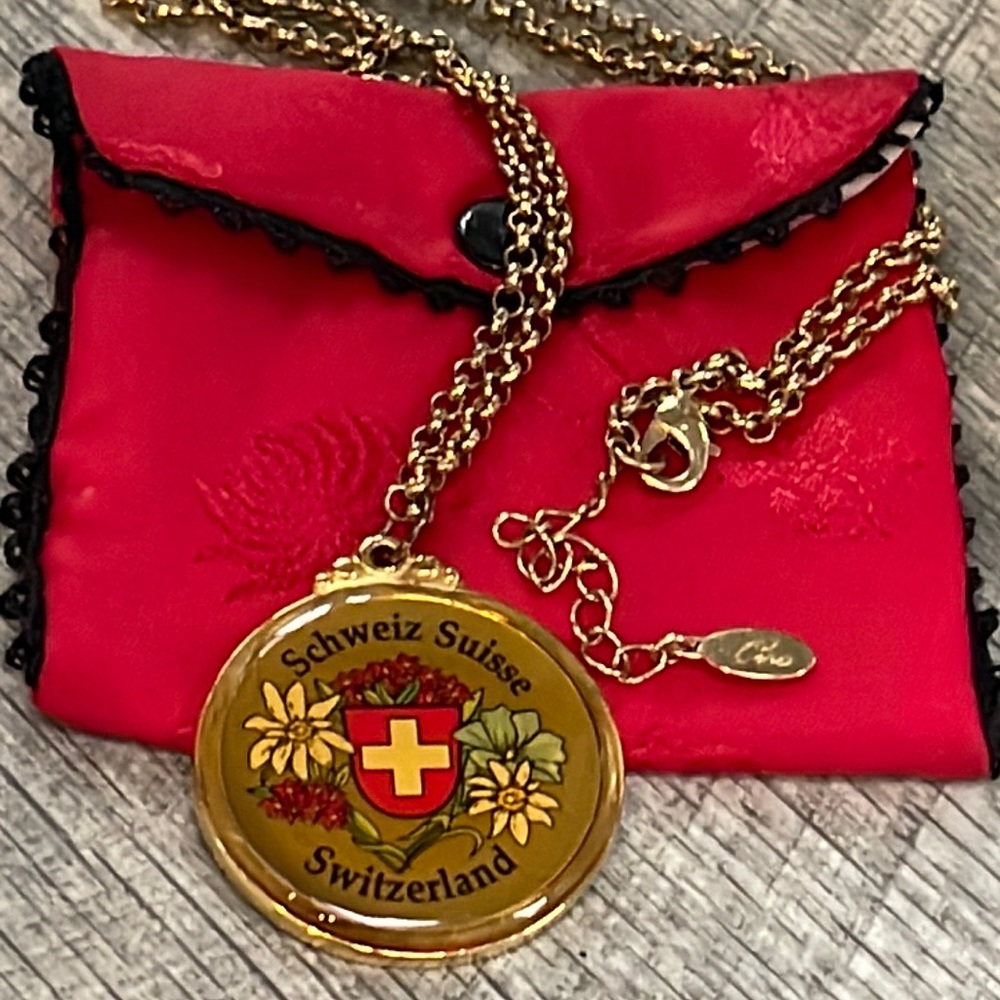 Vintage Schweiz Suisse Switzerland Necklace